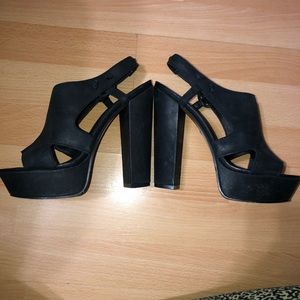 LIKE NEW!!! Diesel leather heel sandals size 39